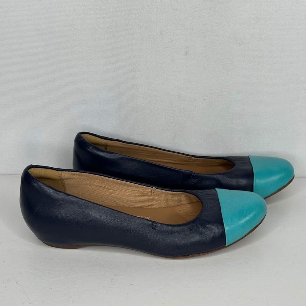 Clarks Artisan Two-Tone Navy and Teal Cap-Toe Ballet Flats Slip On Sz 7